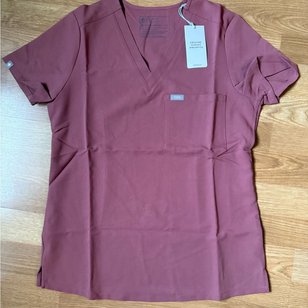 Figs Women's Short Sleeve Top in Rust